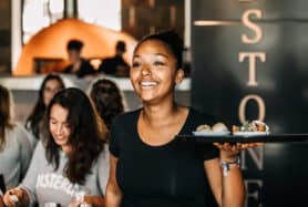 Sfeerbeeld van WOODSTONE Pizza and Wine Alphen aan den Rijn